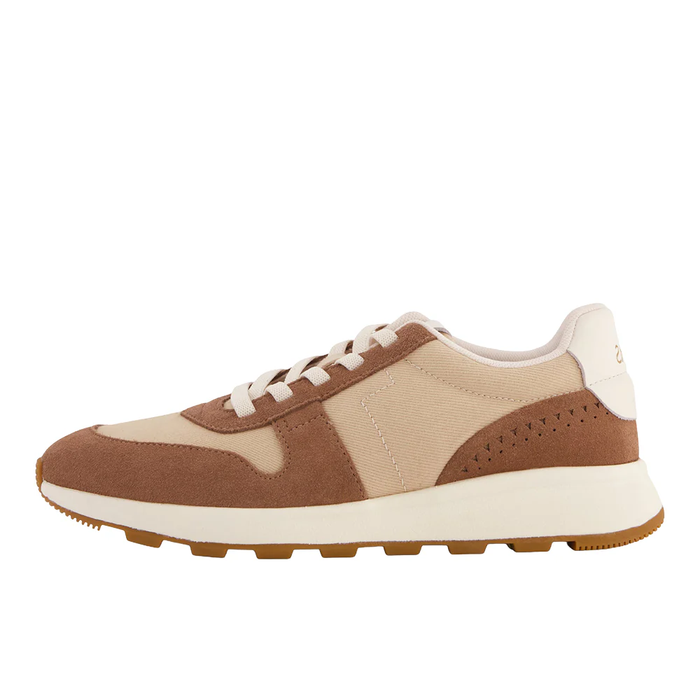 TRVL LITE Retro Runner Lace Up Sneakers - Image 3