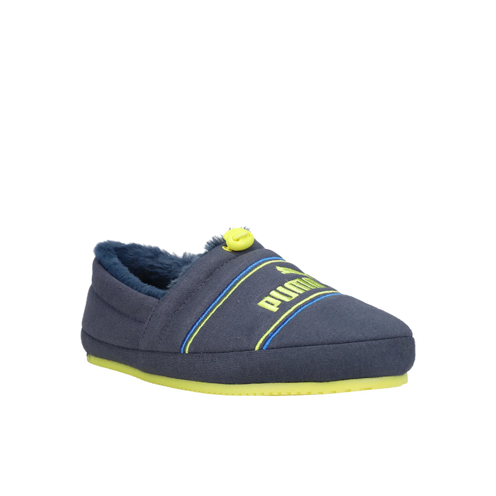 Tuff Sherpa Moccasin Slippers (Big Kid) - Image 2