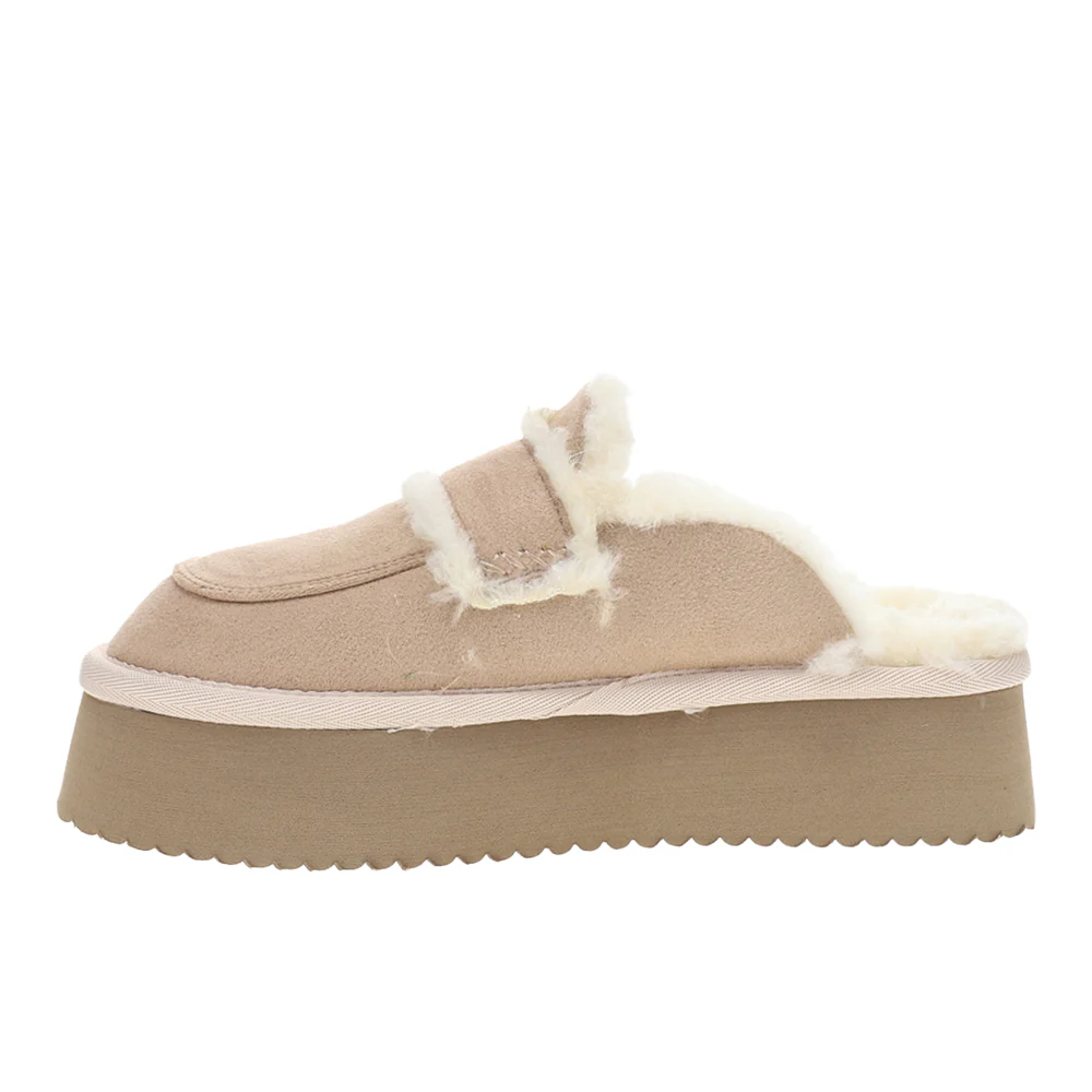 Veg Out Slip On Slippers - Image 3