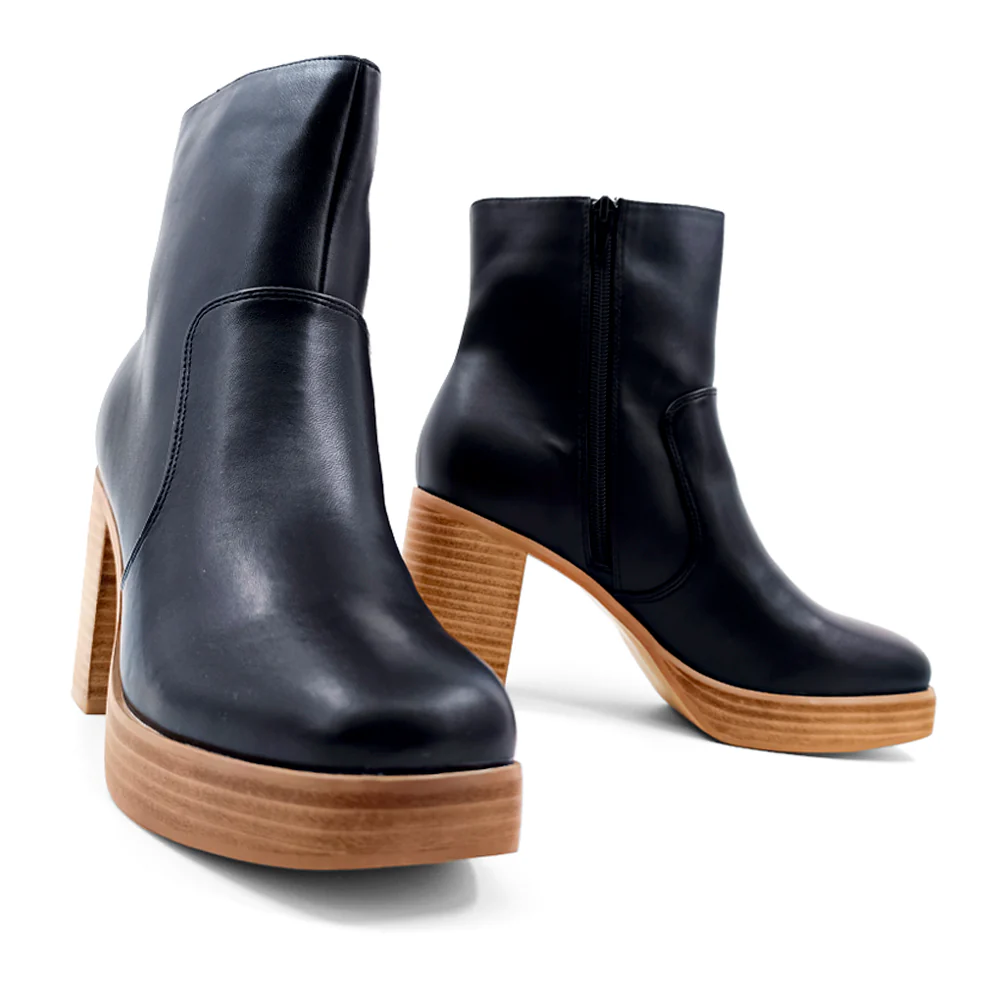Vernita Round Toe Platform Zippered Boots - Image 4