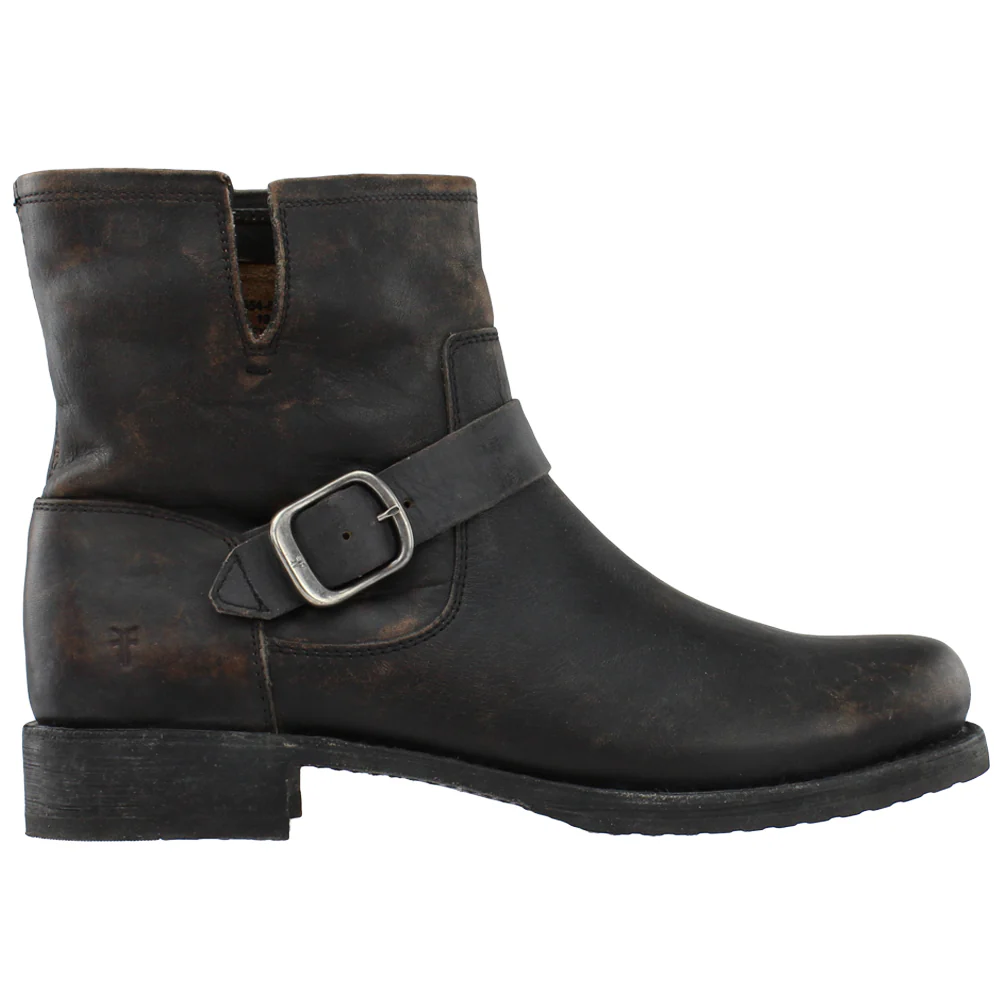Veronica Round Toe Pull On Boots