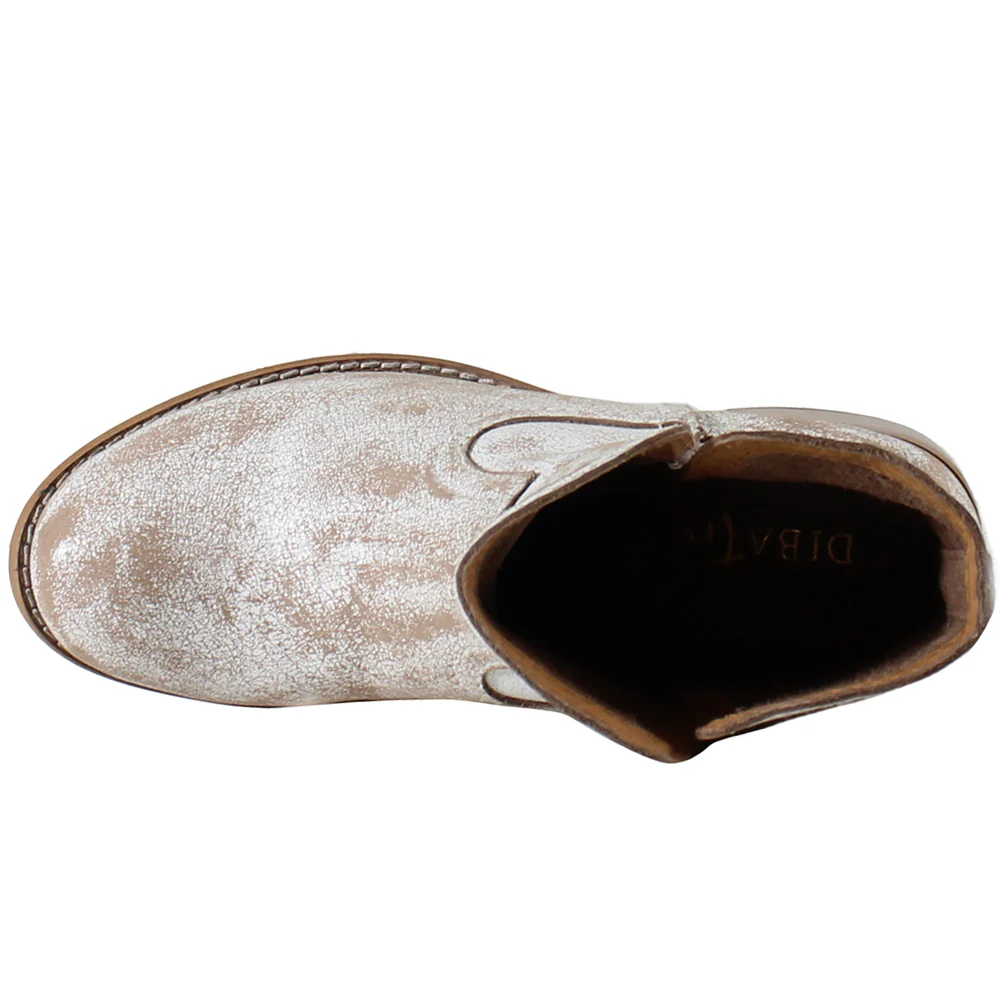Walnut Grove Distressed Round Toe Pull On Cowboy Booties - Image 4