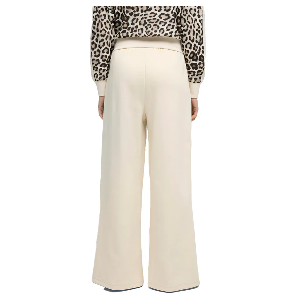 Wardrobe Essentials Relaxed Pants - Image 4